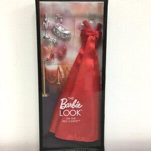 2012 Barbie Black Label Collection "On The Red Carpet" Dress - New in Box